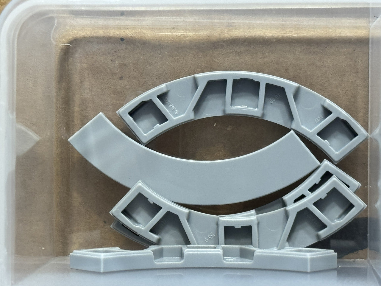 LEGO Parts - Light Bluish Gray Tile, Corner 4 x 4 Macaroni - No 27507 - QTY 5