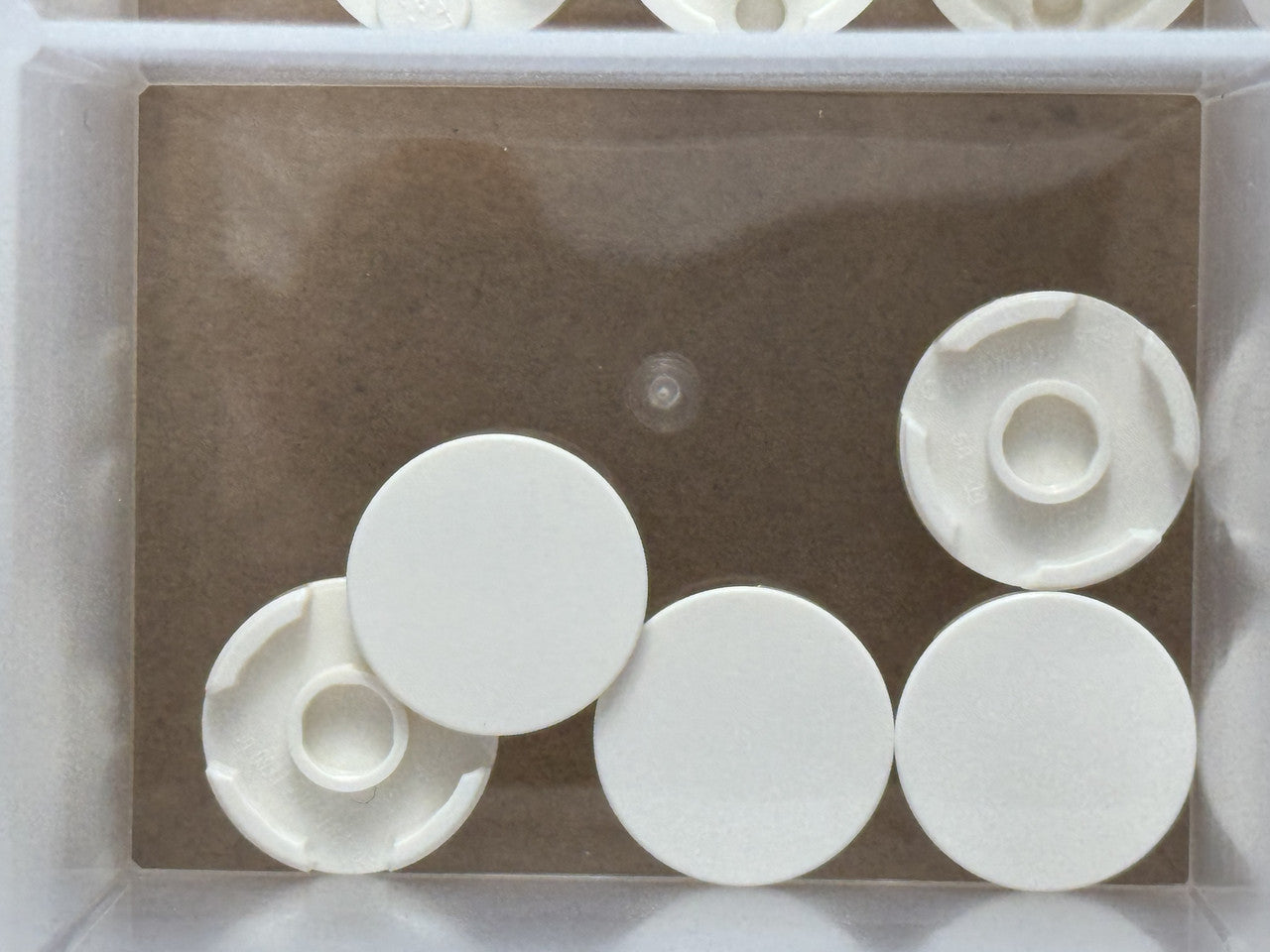 LEGO Parts - White Tile, Round 2 x 2 with Bottom Stud Holder - No 14769 - QTY 5