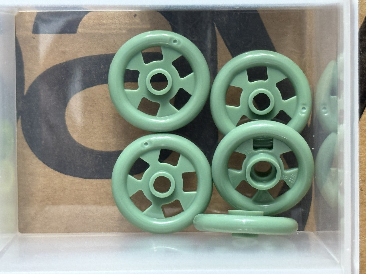 LEGO Parts - Sand Green Vehicle, Steering Wheel, 3 Studs - No 7610 - QTY 5