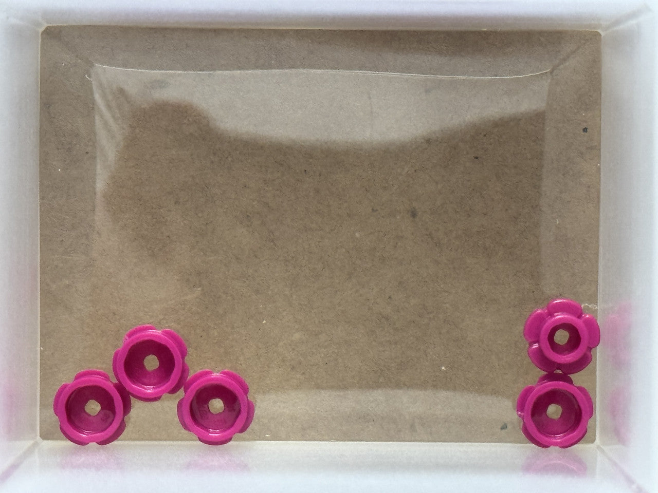 LEGO Parts - Magenta Plate Round 1 x 1 Flower Edge (5 Petals) - No 24866 - QTY 5