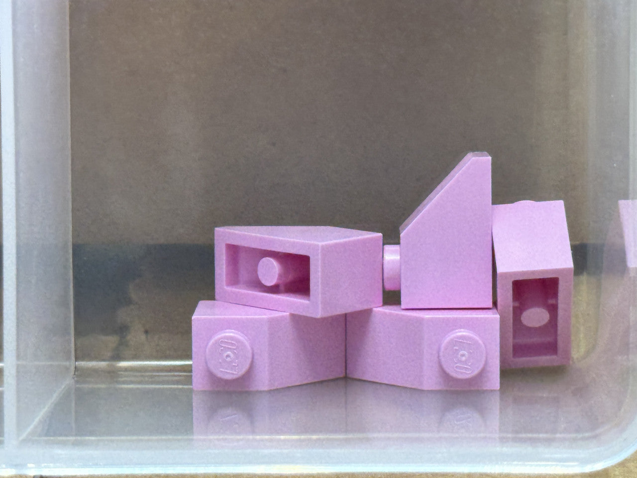LEGO Parts - Bright Pink Slope 45 2 x 1 - No 3040 - QTY 5