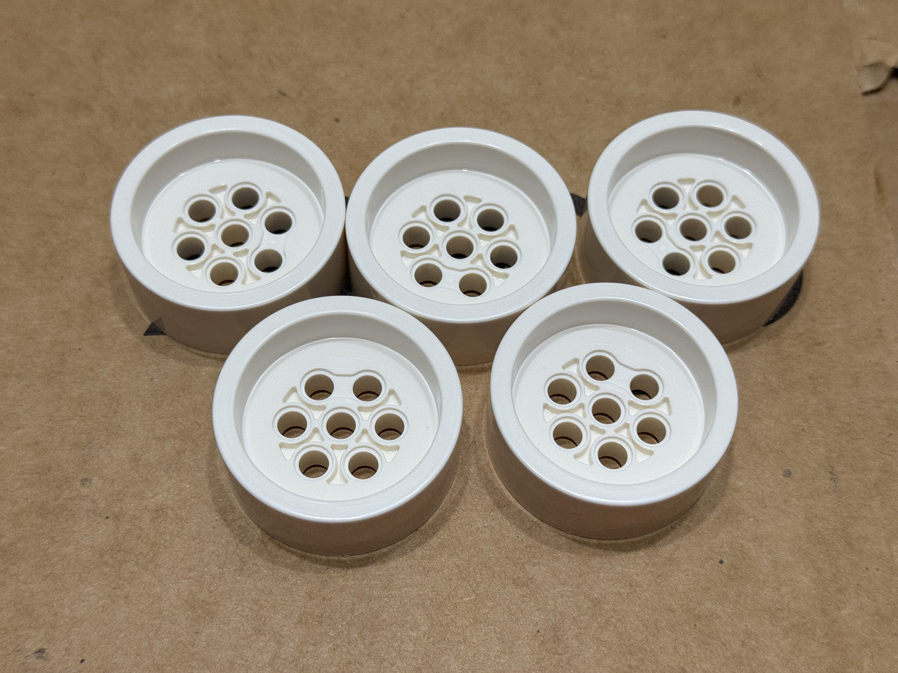 LEGO Parts - White Wheel 41mm D. x 15mm Technic - No 68327 - QTY 5
