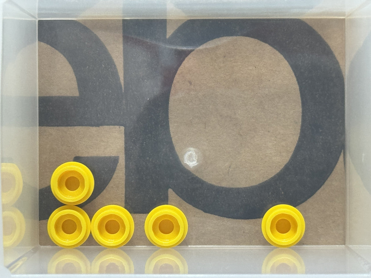 LEGO Parts - Yellow Plate, Round 1 x 1 - No 4073 - QTY 5