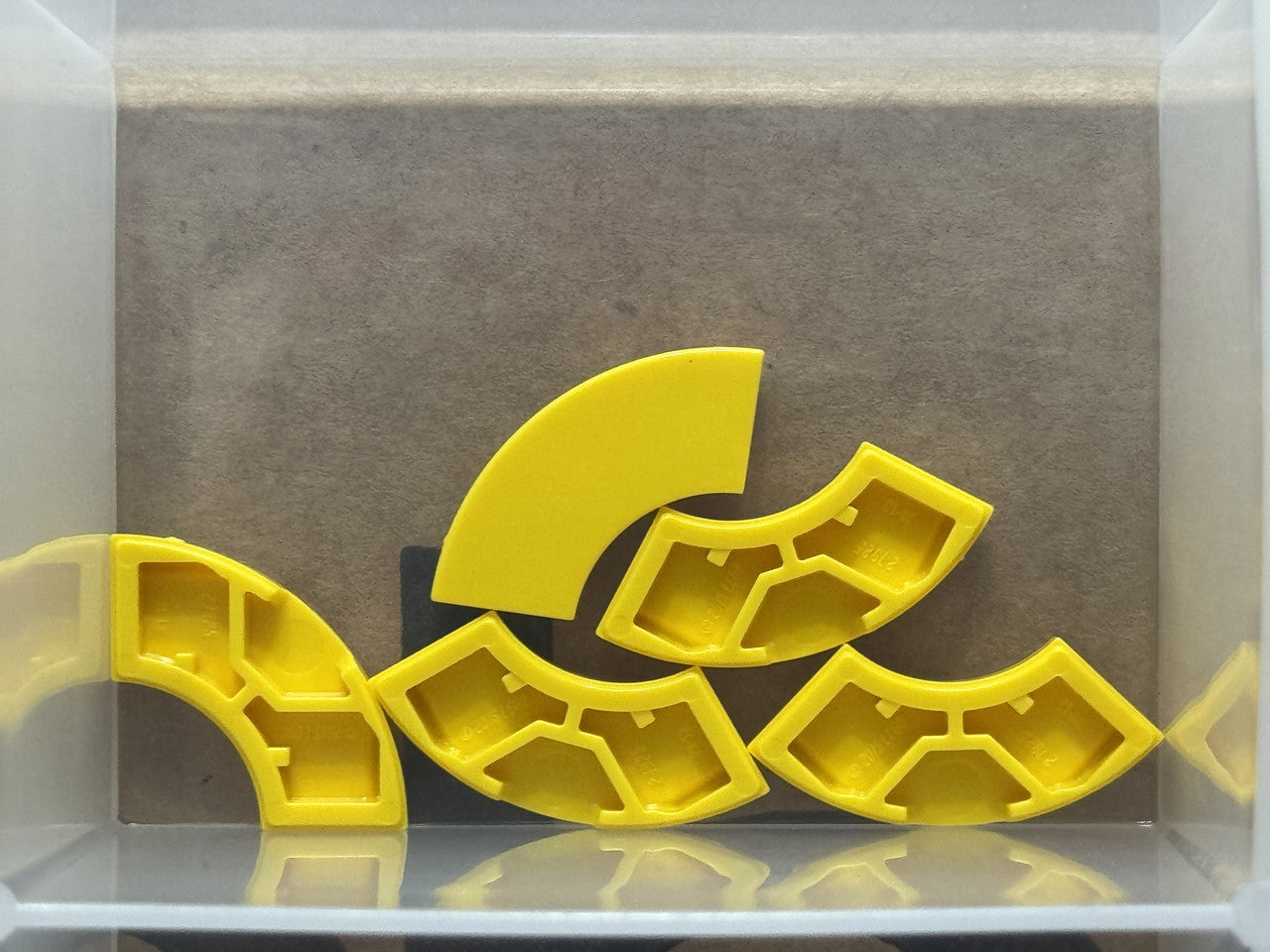 LEGO Parts - Yellow Tile, Round Corner 2 x 2 Macaroni - No 27925 - QTY 5