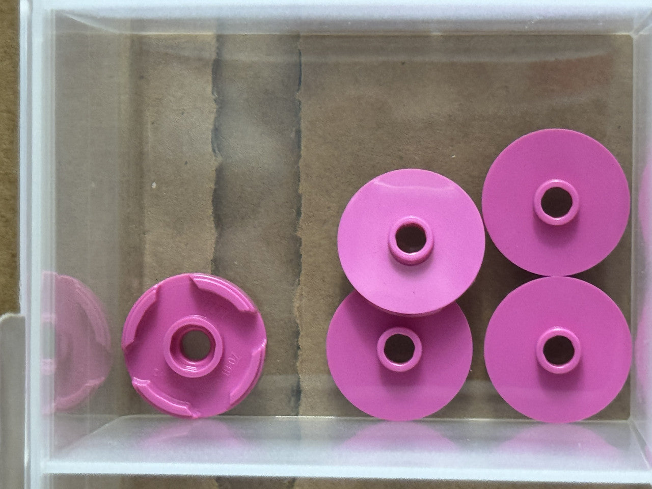 LEGO Parts - Dark Pink Tile, Round 2 x 2 with Open Stud - No 18674 - QTY 5