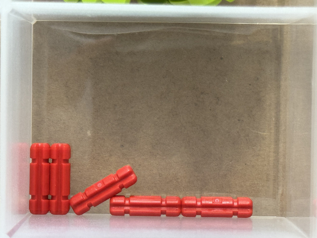 LEGO Parts - Red Technic, Axle 2L Notched - No 32062 - QTY 5
