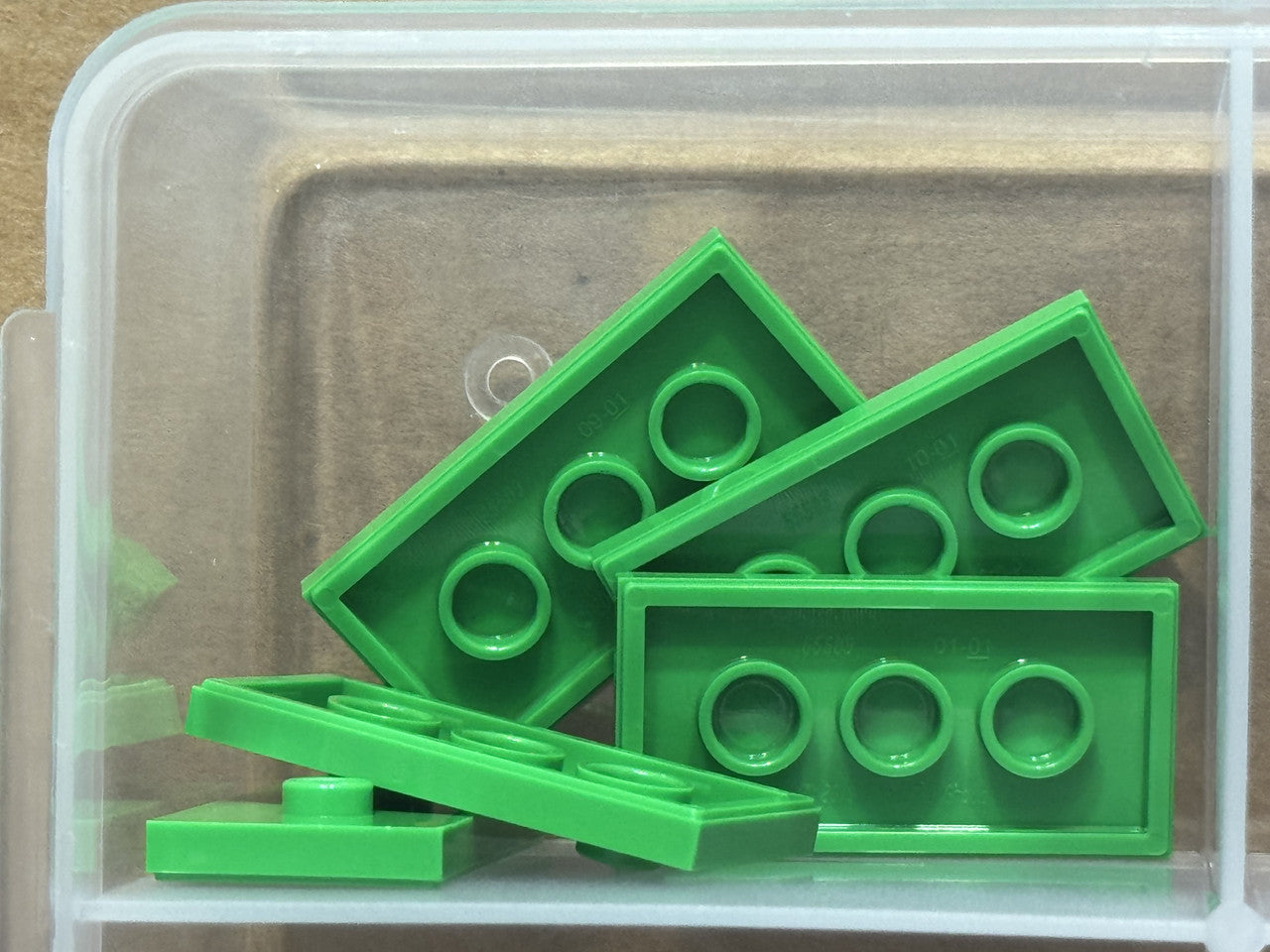 LEGO Parts - Bright Green Plate 2 x 4 2 Studs (Double Jumper) - No 65509 - QTY 5