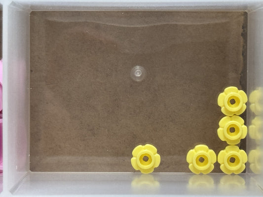 LEGO Parts - Bright Light Yellow Plate, Round 1 x 1 Flower - No 24866 - QTY 5