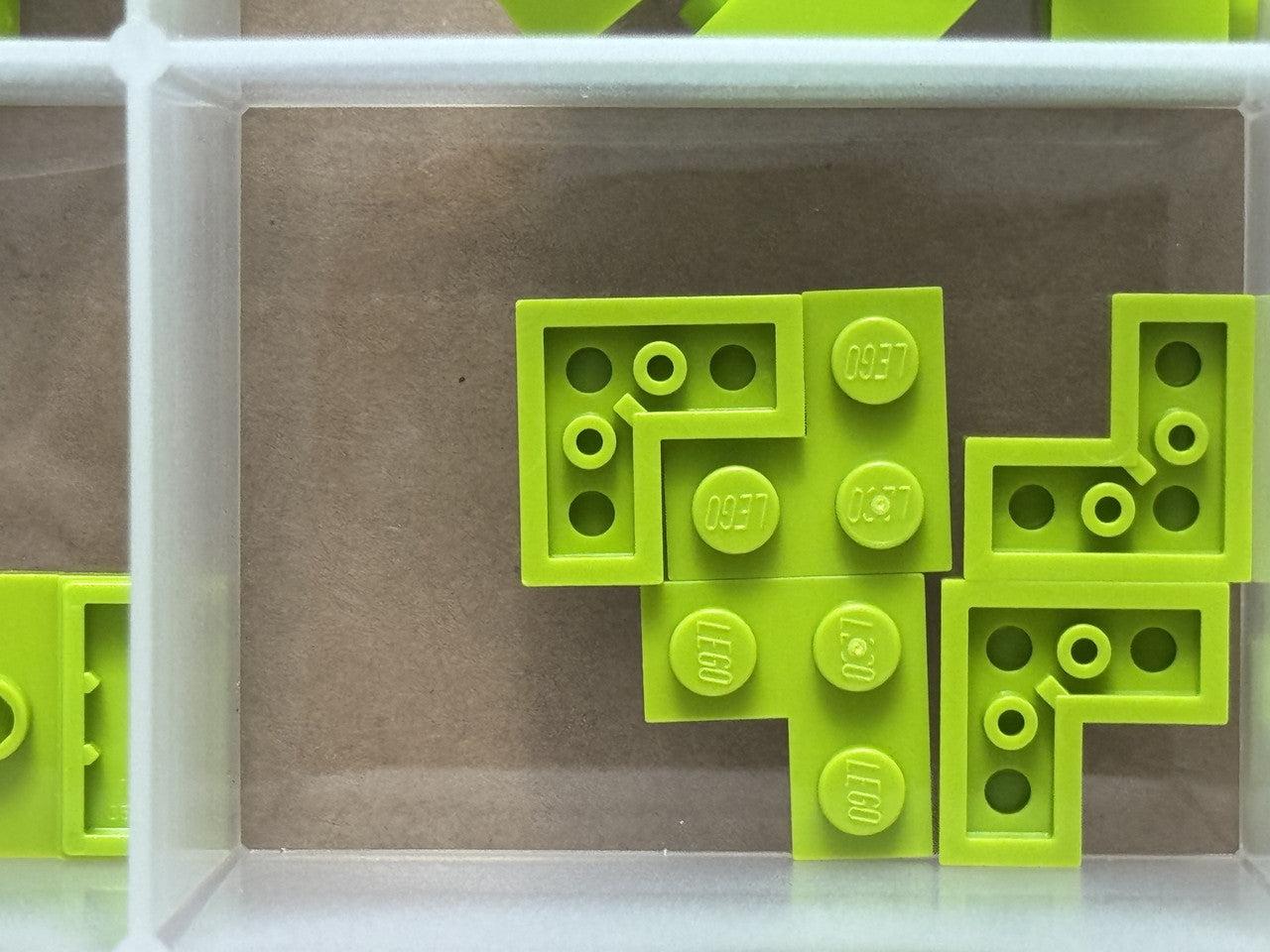 LEGO Parts - Lime Plate 2 x 2 Corner - No 2420 - QTY 5