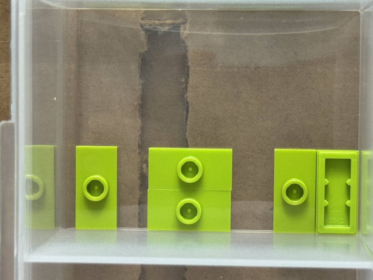 LEGO Parts - Lime Plate 1 x 2 with 1 Stud (Jumper) - No 15573 - QTY 5