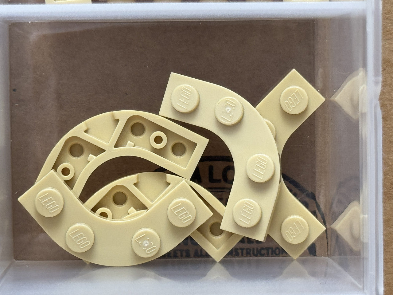 LEGO Parts - Tan Plate Round Corner 3 x 3 2 x 2 Curved Cutout - No 68568 - QTY 5