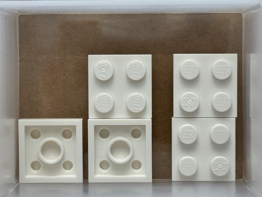 LEGO Parts - White Plate 2 x 2 - No 3022 - QTY 5