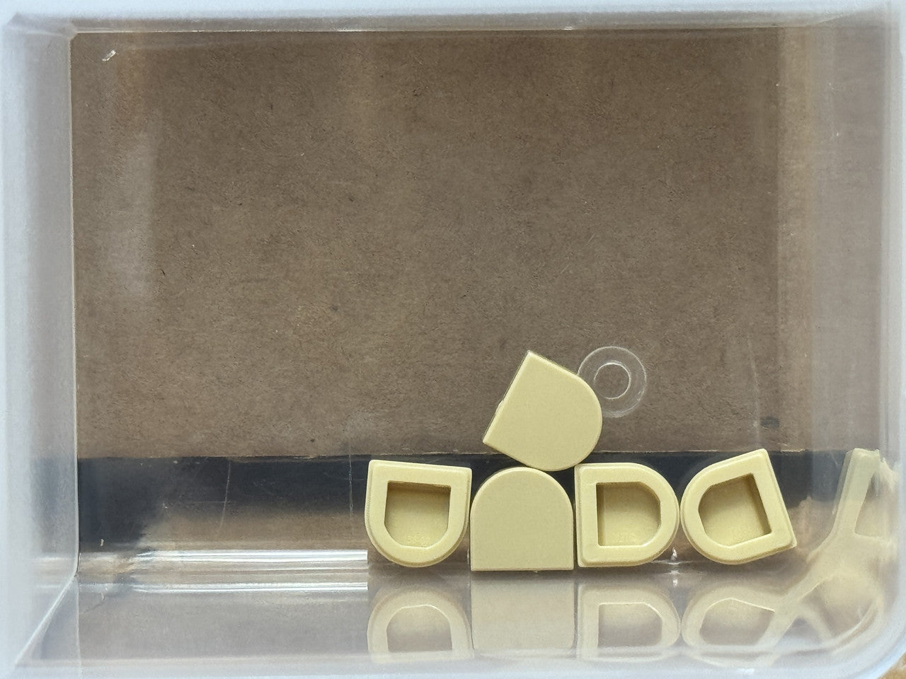 LEGO Parts - Tan Tile, Round 1 x 1 Half Circle Extended - No 24246 - QTY 5