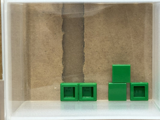 LEGO Parts - Green Tile 1 x 1 - No 3070 - QTY 5