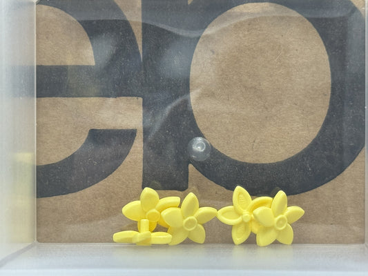 LEGO Parts - Bright Light Yellow Hair Decoration, Flower - No 18853 - QTY 5