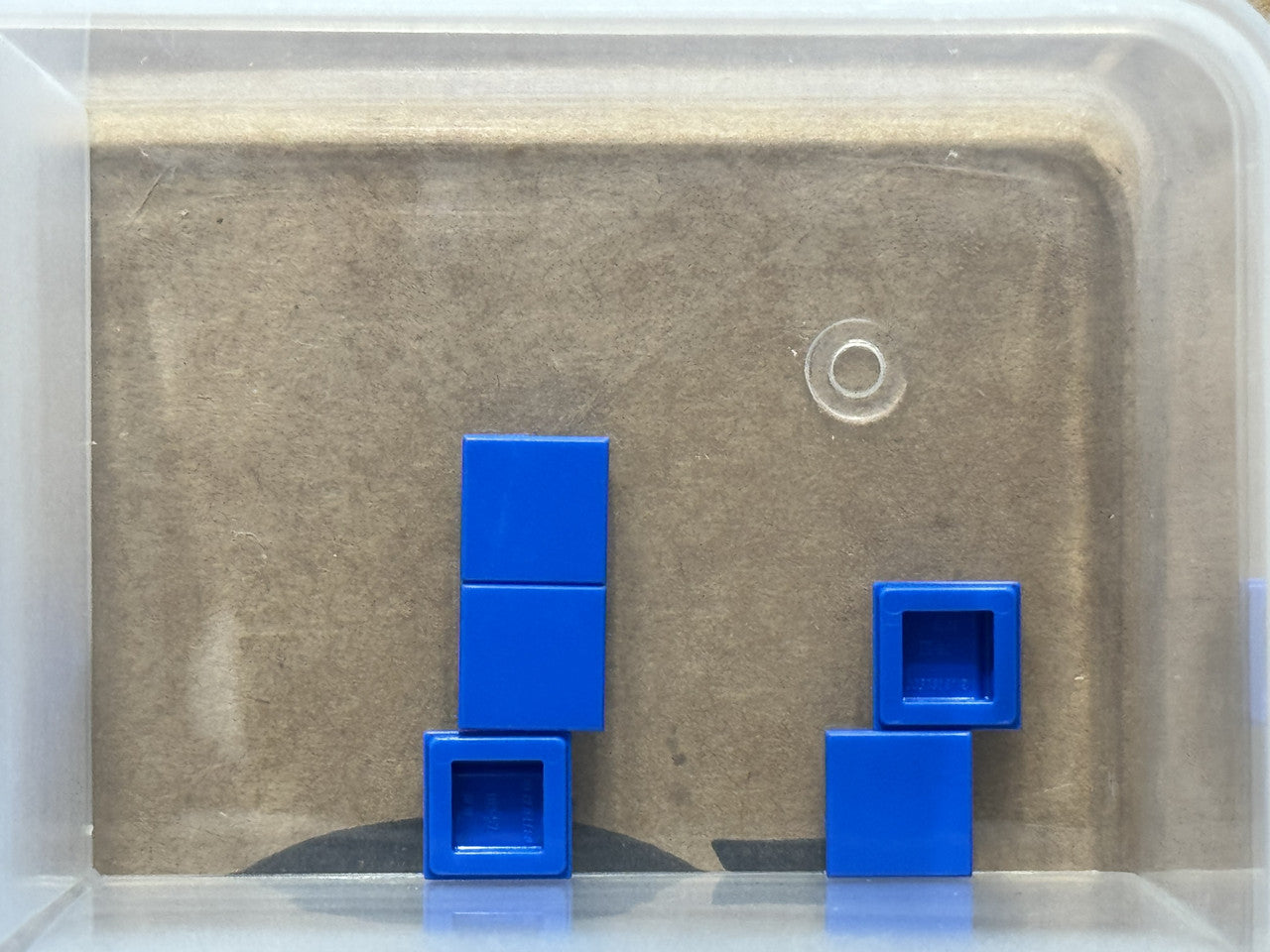 LEGO Parts - Blue Tile 1 x 1 - No 3070 - QTY 5