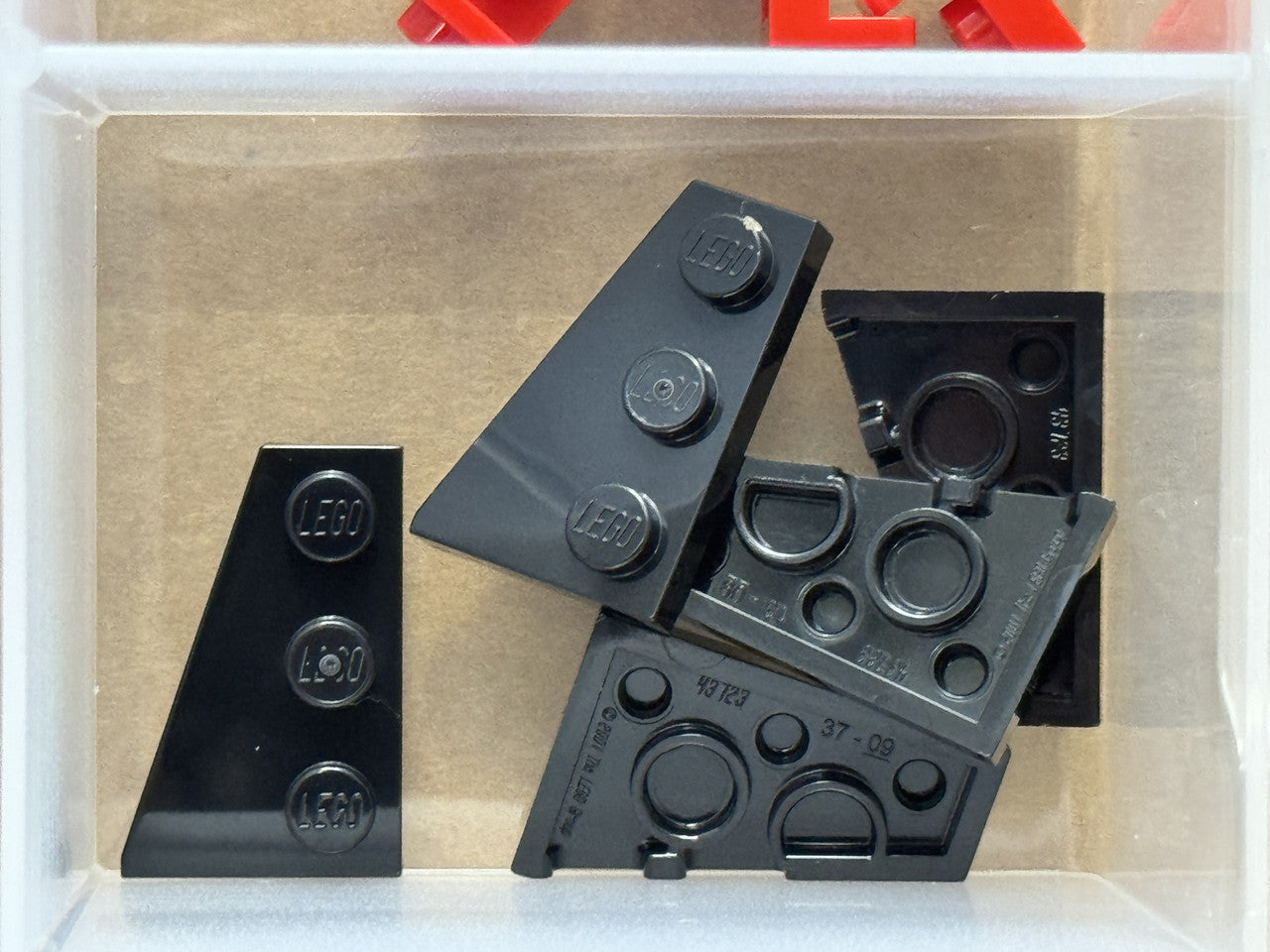 LEGO Parts - Black Wedge, Plate 3 x 2 Left - No 43723 - QTY 5