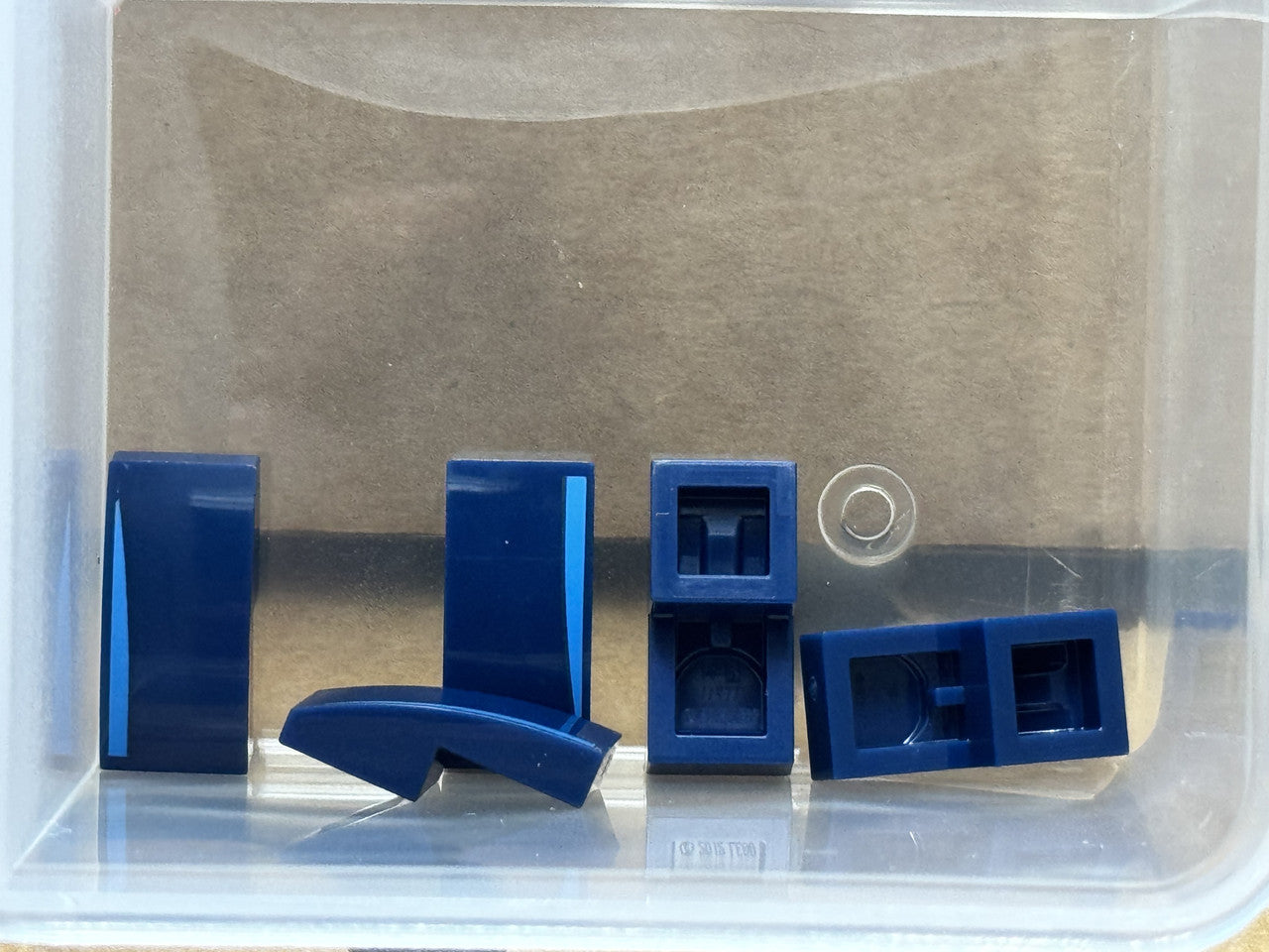 LEGO Parts - Dark Blue Slope, Curved 2 x 1 Stripe Right - No 11477pb253R - QTY 5