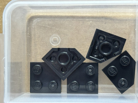 LEGO Parts - Black Wedge, Plate 2 x 2 Cut Corner - No 26601 - QTY 5