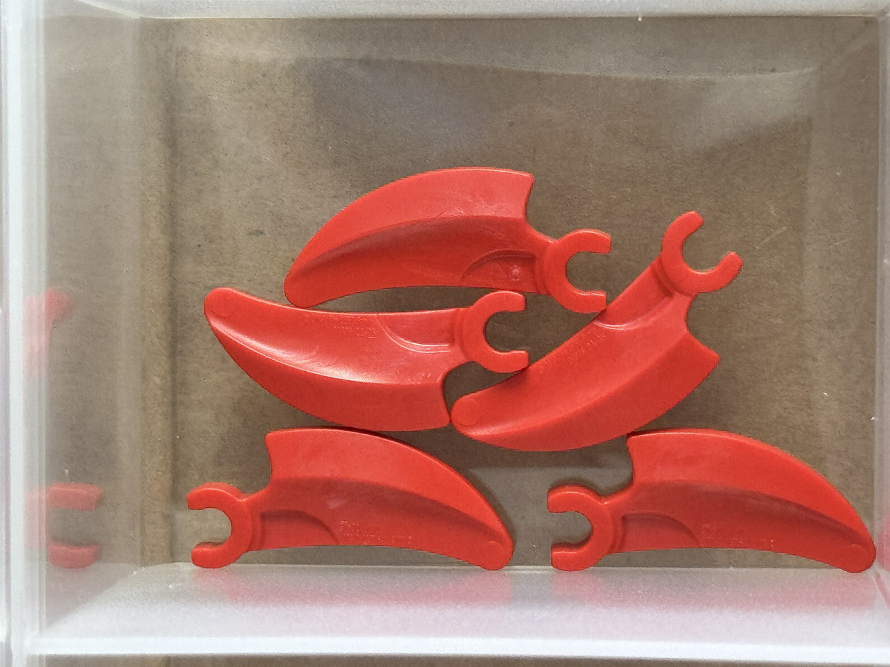 LEGO Parts - Red Barb / Claw / Horn / Tooth with Clip, Curved - No 16770 - QTY 5