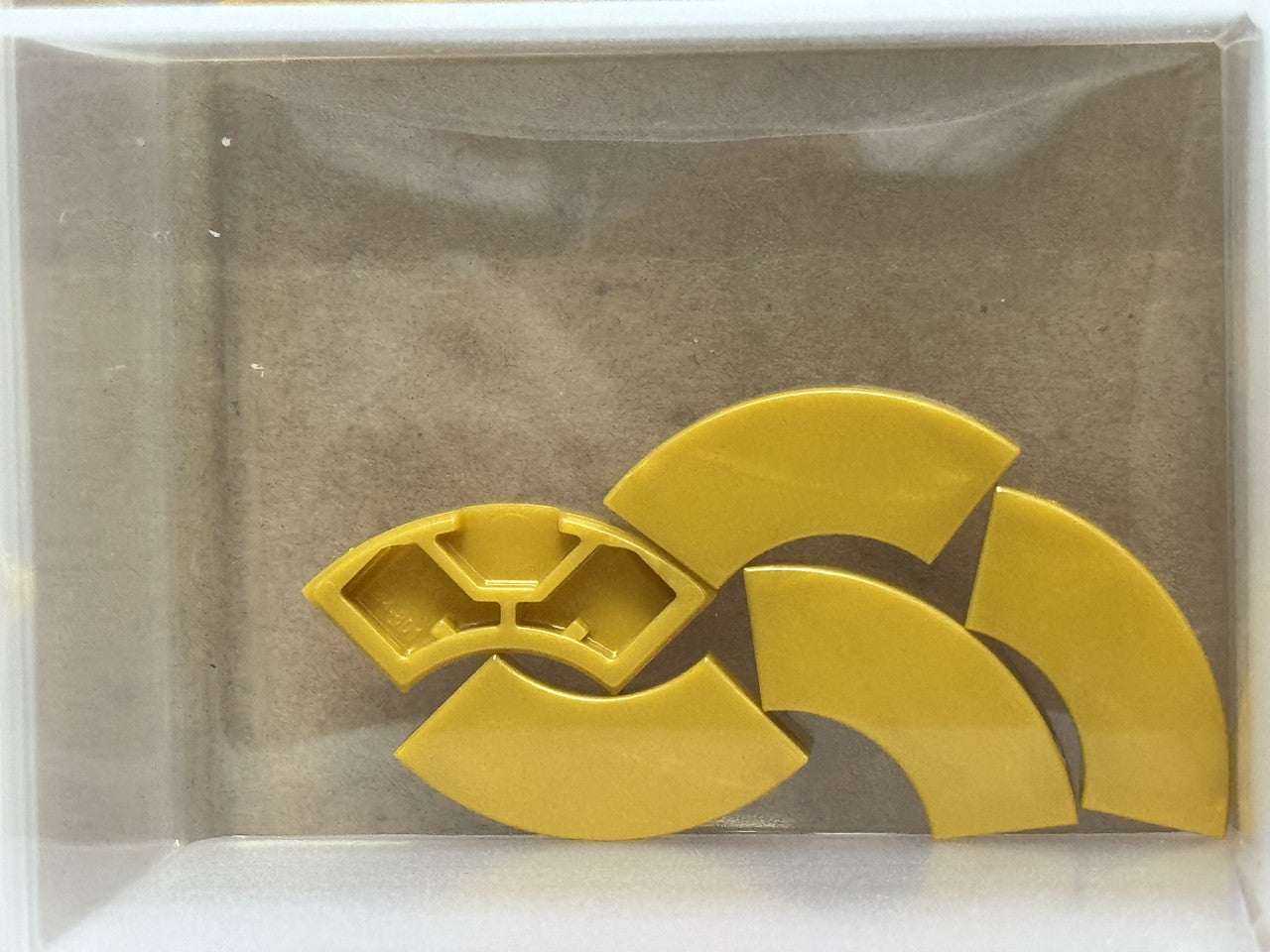LEGO Parts - Pearl Gold Tile, Round Corner 2 x 2 Macaroni - No 27925 - QTY 5