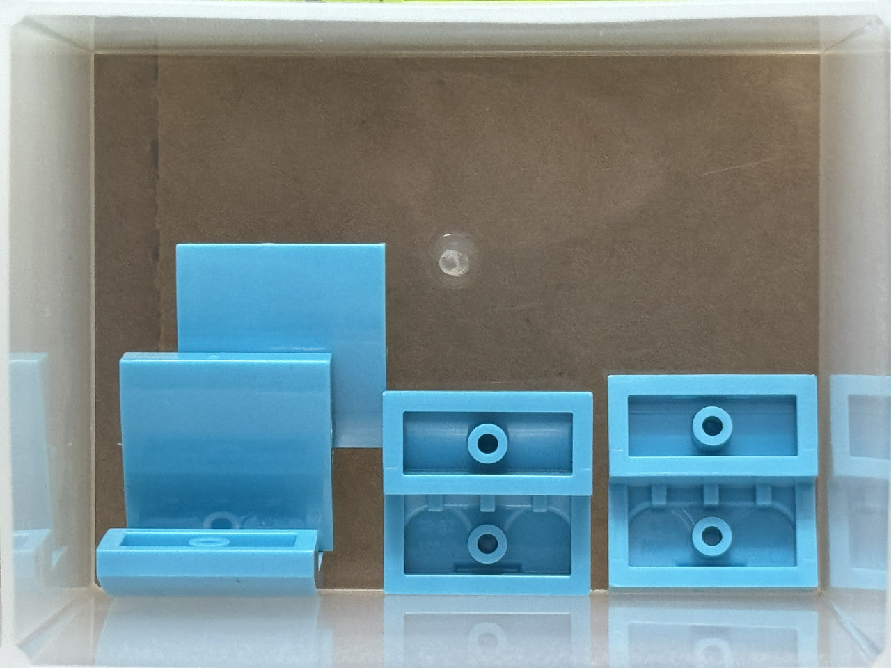 LEGO Parts - Medium Azure Slope, Curved 2 x 2 x 2/3 - No 15068 - QTY 5