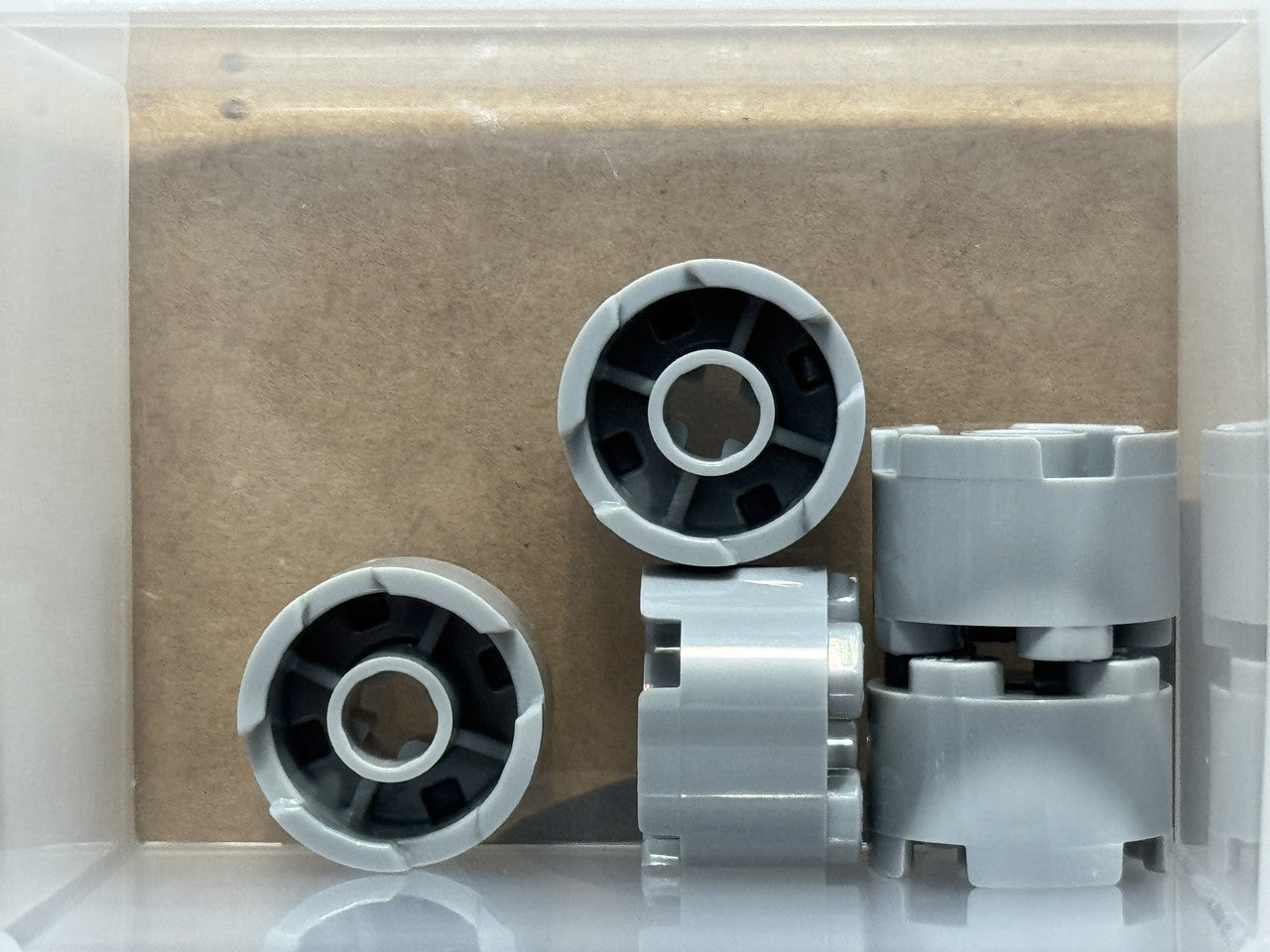 LEGO Parts - Light Bluish Gray Brick, Round 2 x 2 Axle Hole - No 3941 - QTY 5