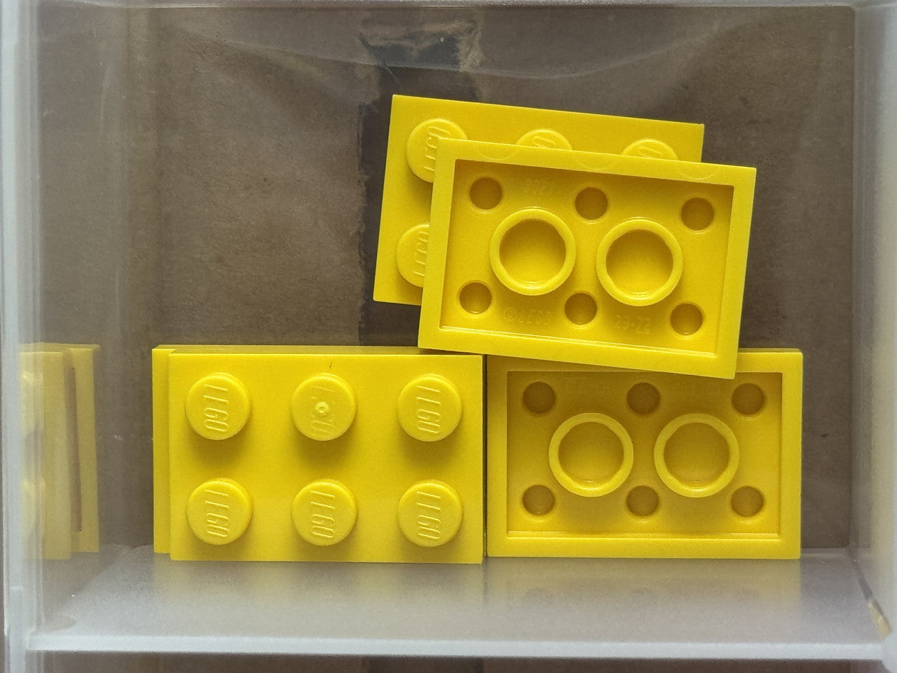 LEGO Parts - Yellow Plate 2 x 3 - No 3021 - QTY 5