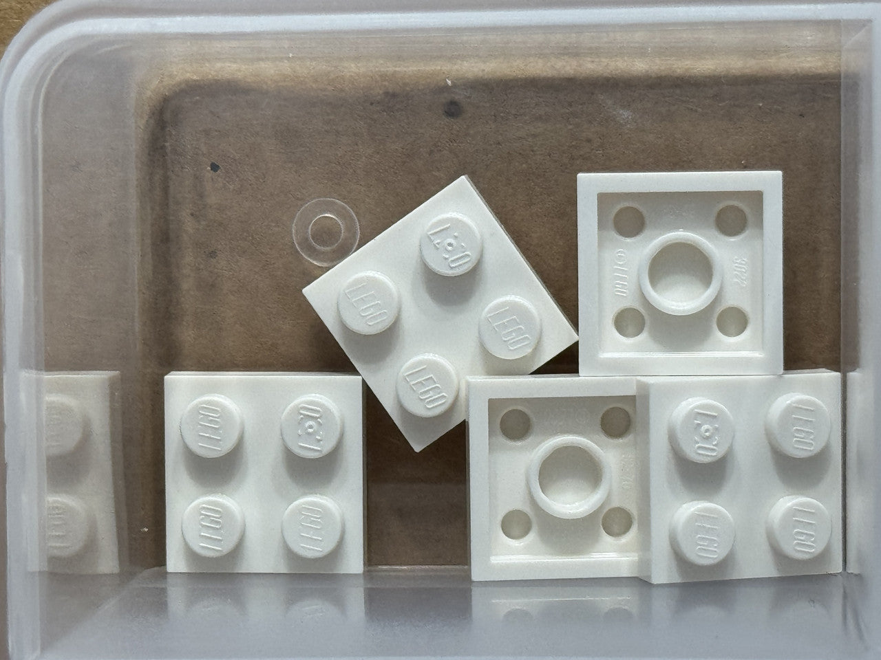 LEGO Parts - White Plate 2 x 2 - No 3022 - QTY 5