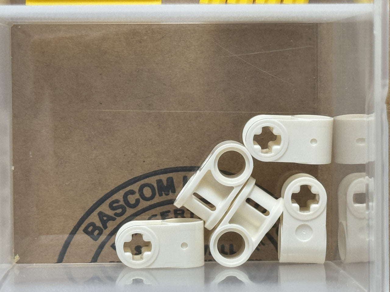 LEGO Parts - White Technic, Axle Pin Connector Perpendicular - No 6536 - QTY 5