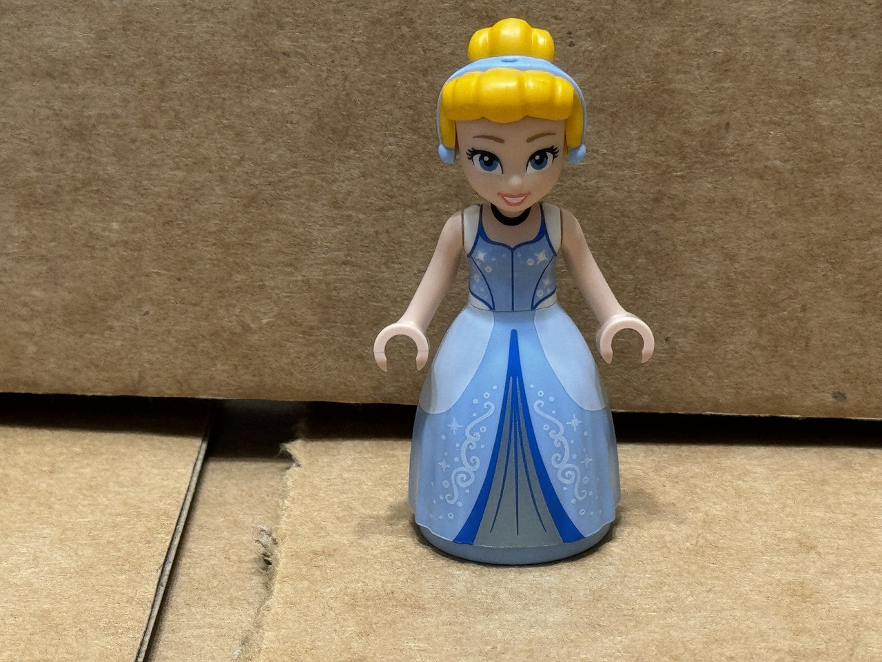 LEGO Minifigure - Disney Princess - Cinderella - No dp212 - QTY 1