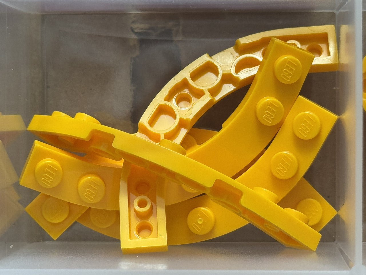 LEGO Parts - Bright Light Orange Plate, Round 5 x 5 Macaroni - No 80015 - QTY 5