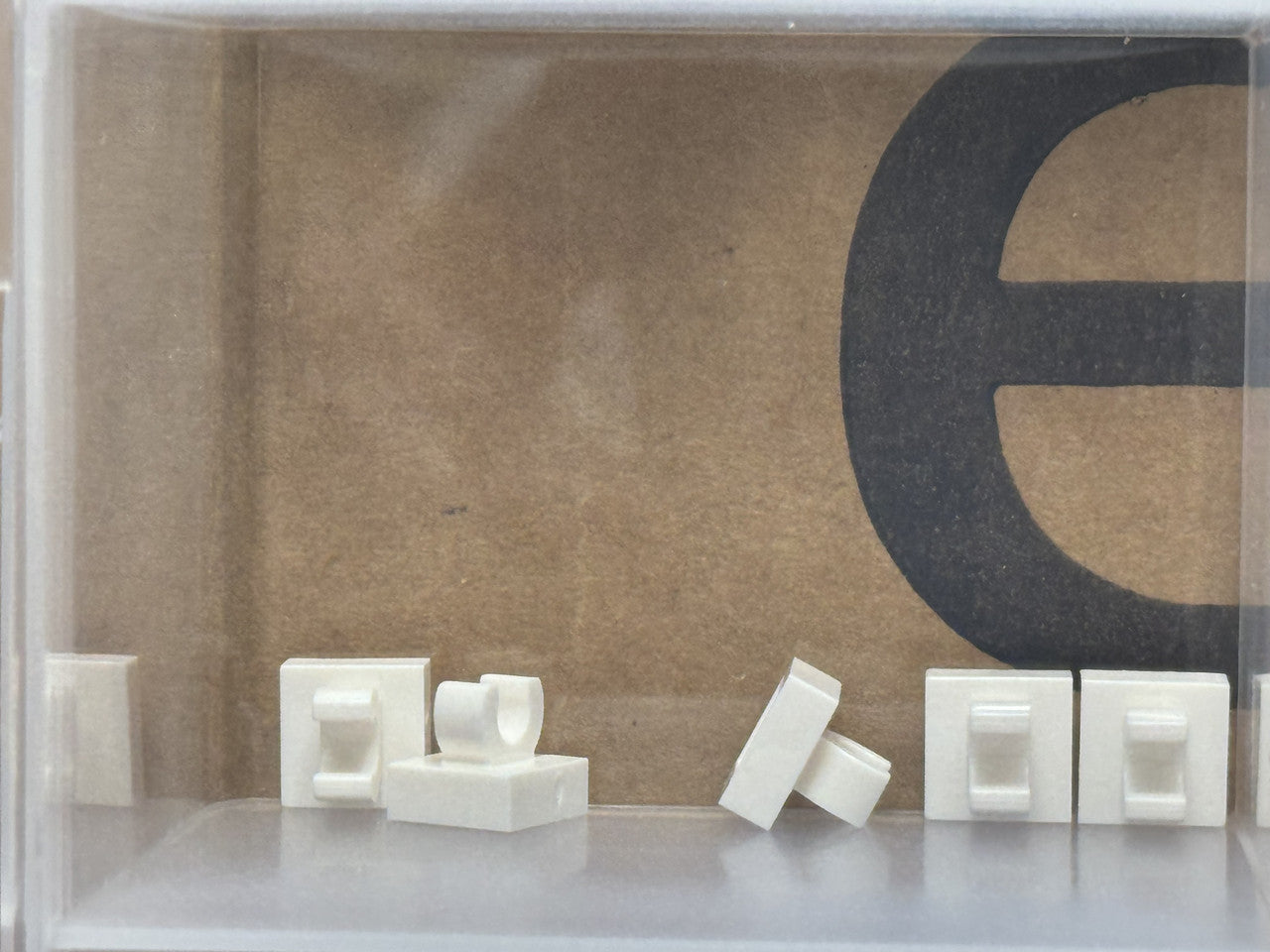 LEGO Parts - White Tile, Modified 1 x 1 with Open O Clip - No 15712 - QTY 5