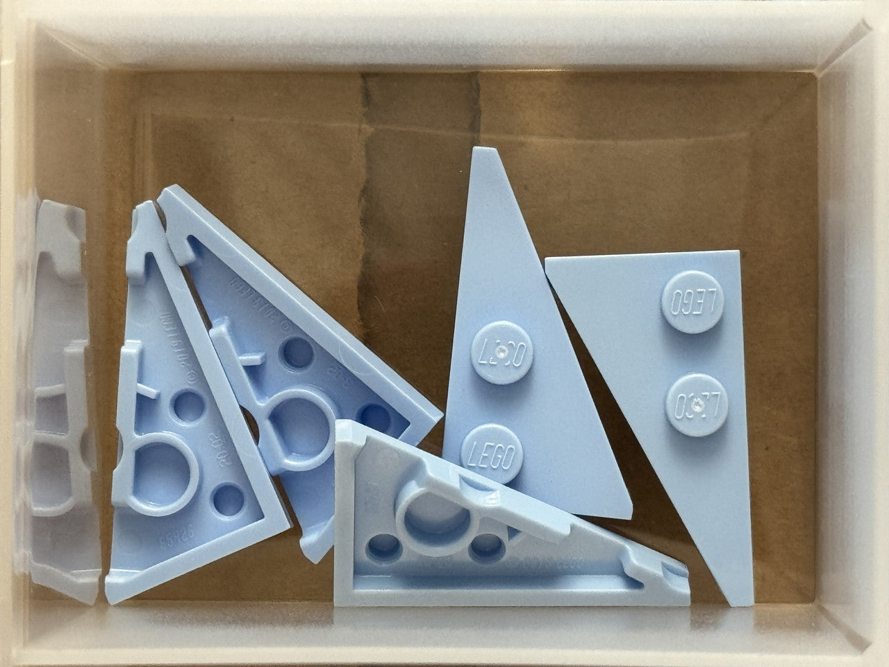 LEGO Parts - Bright Light Blue, Plate 4 x 2 Right, Pointed - No 65426 - QTY 5