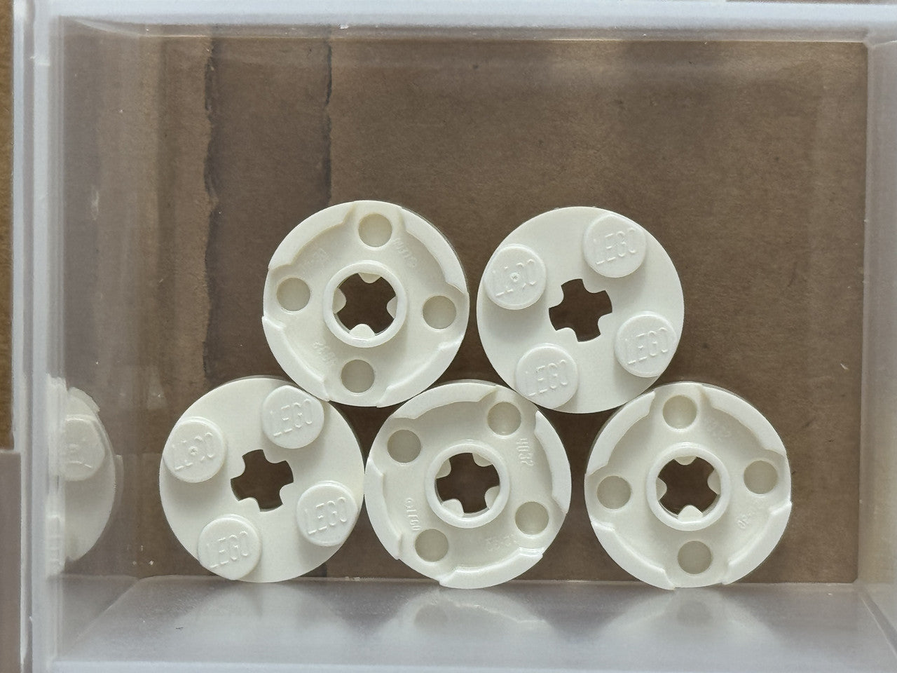 LEGO Parts - White Plate, Round 2 x 2 with Axle Hole - No 4032 - QTY 5