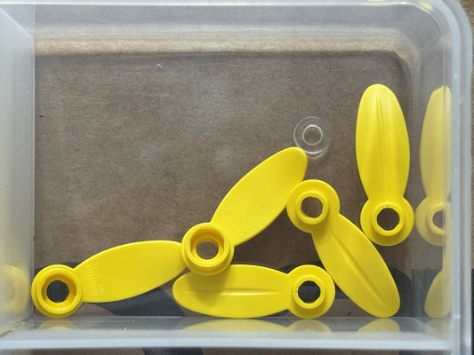 LEGO Parts - Yellow Plant Plate, Round 1 x 1 with Rounded Leaf - No 7905 - QTY 5