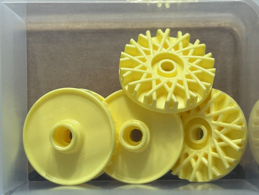 LEGO Parts - Bright Light Yellow Wheel Cover 28 Spoke - No 37195 - QTY 5