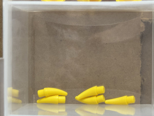 LEGO Parts - Yellow Barb / Claw / Horn / Tooth - Small - No 53451 - QTY 5