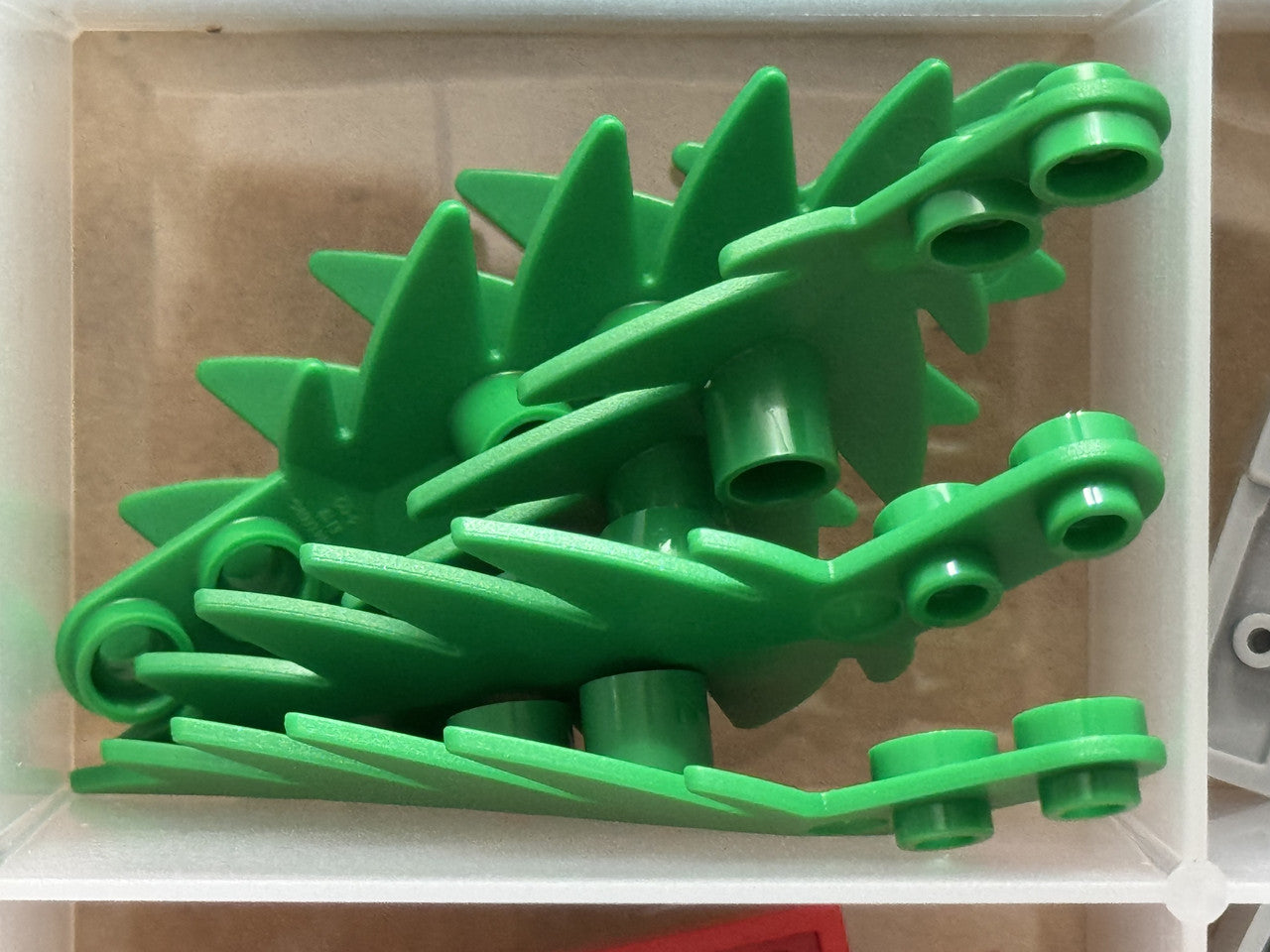 LEGO Parts - Green Plant, Tree Palm Leaf Small 8 x 3 - No 6148 - QTY 5