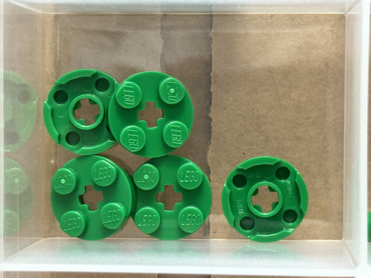 LEGO Parts - Green Plate, Round 2 x 2 with Axle Hole - No 4032 - QTY 5