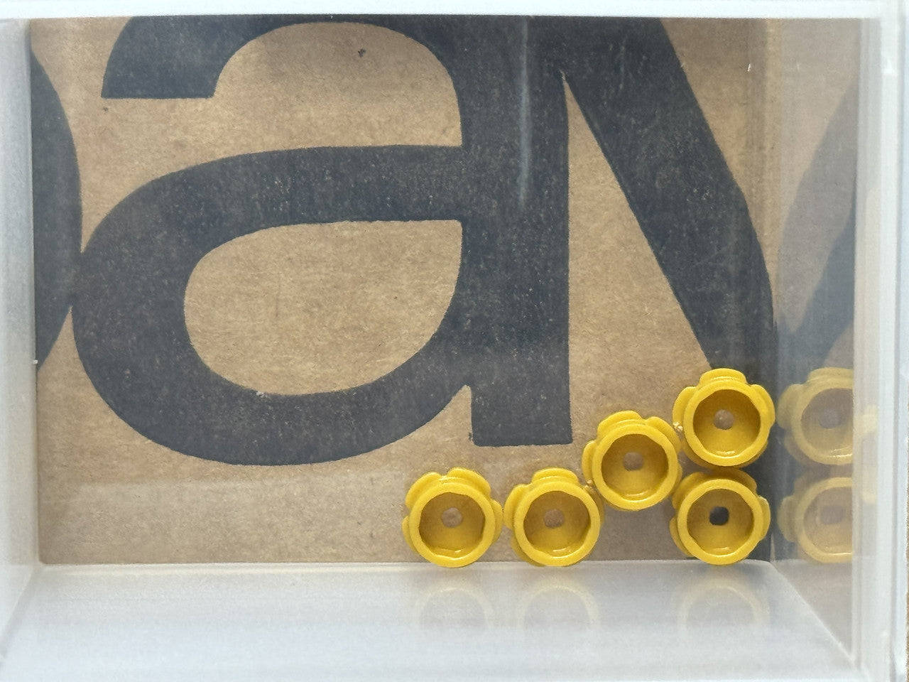 LEGO Parts - Pearl Gold Plate, Round 1 x 1 Flower Edge - No 24866 - QTY 5