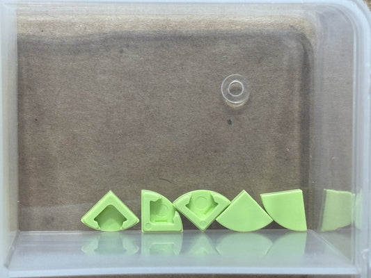 LEGO Parts - Yellowish Green Tile, Round 1 x 1 Quarter - No 25269 - QTY 5