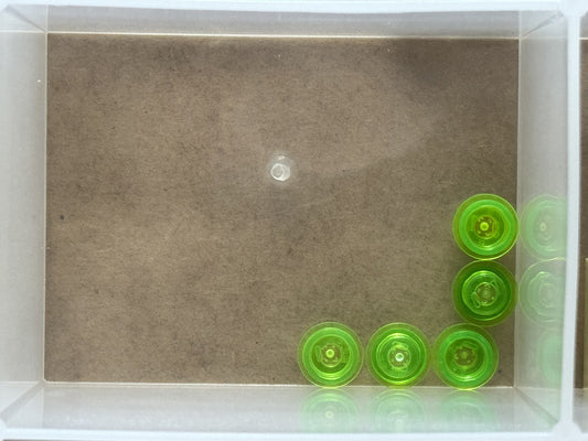 LEGO Parts - Trans-Bright Green Plate, Round 1 x 1 - No 4073 - QTY 5