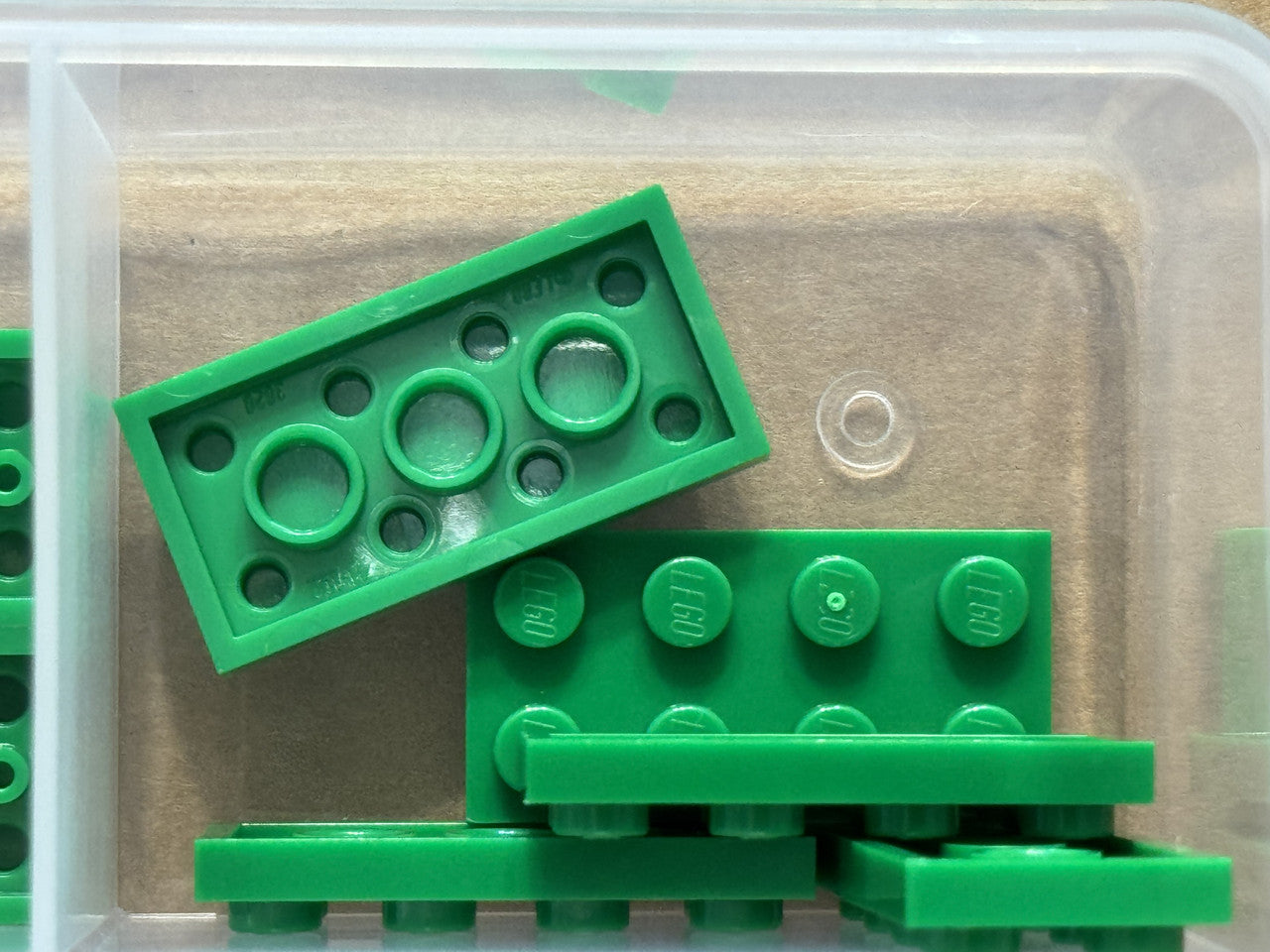 LEGO Parts - Green Plate 2 x 4 - No 3020 - QTY 5