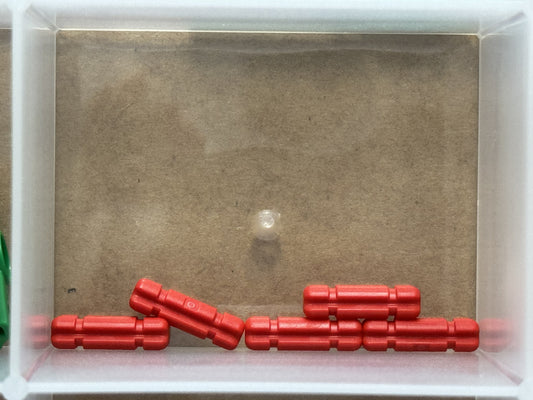 LEGO Parts - Red Technic, Axle 2L Notched - No 32062 - QTY 5