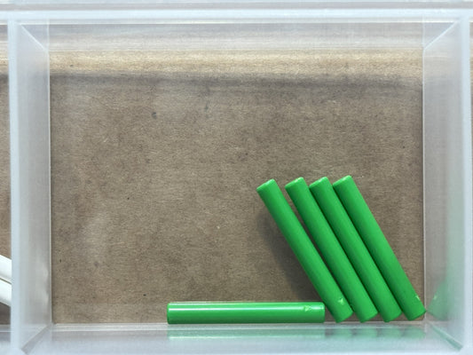 LEGO Parts - Bright Green Bar 3L (Bar Arrow) - No 87994 - QTY 5