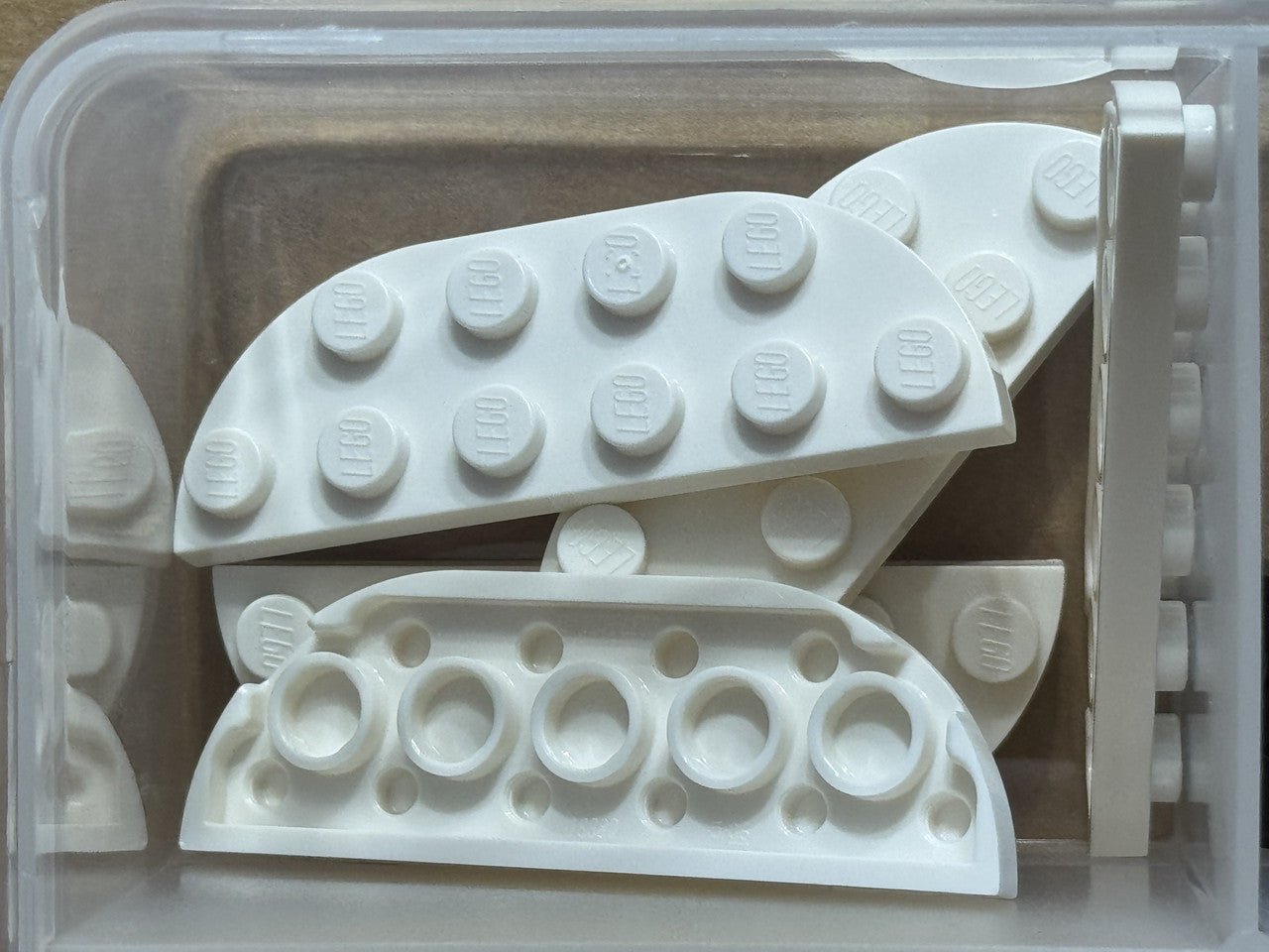 LEGO Parts - White Plate, Round Corner 2 x 6 Double - No 18980 - QTY 5