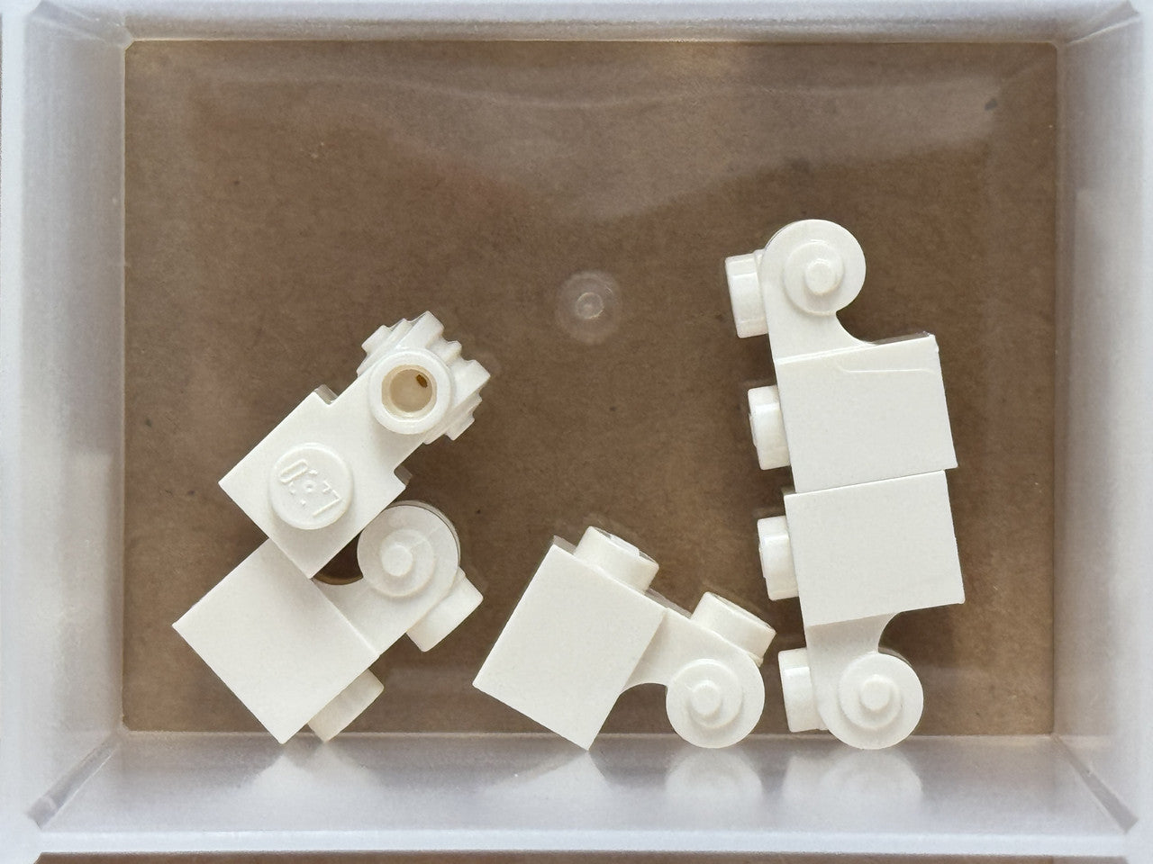 LEGO Parts - White Brick 1 x 1 with Scroll with Hollow Stud - No 20310 - QTY 5