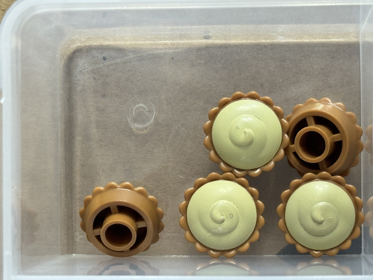 LEGO Parts - Medium Nougat Pie Cream Filling - No 93568pb02 - QTY 5