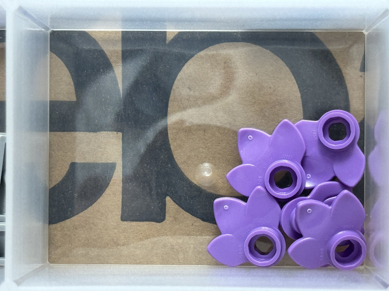 LEGO Parts - Medium Lavender Plant Plate Round 1 x 1 3 Leaves - No 32607 - QTY 5